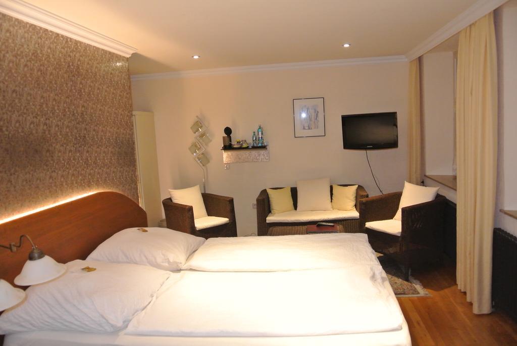 Hotel-Restaurant Goldenes Lamm 3*